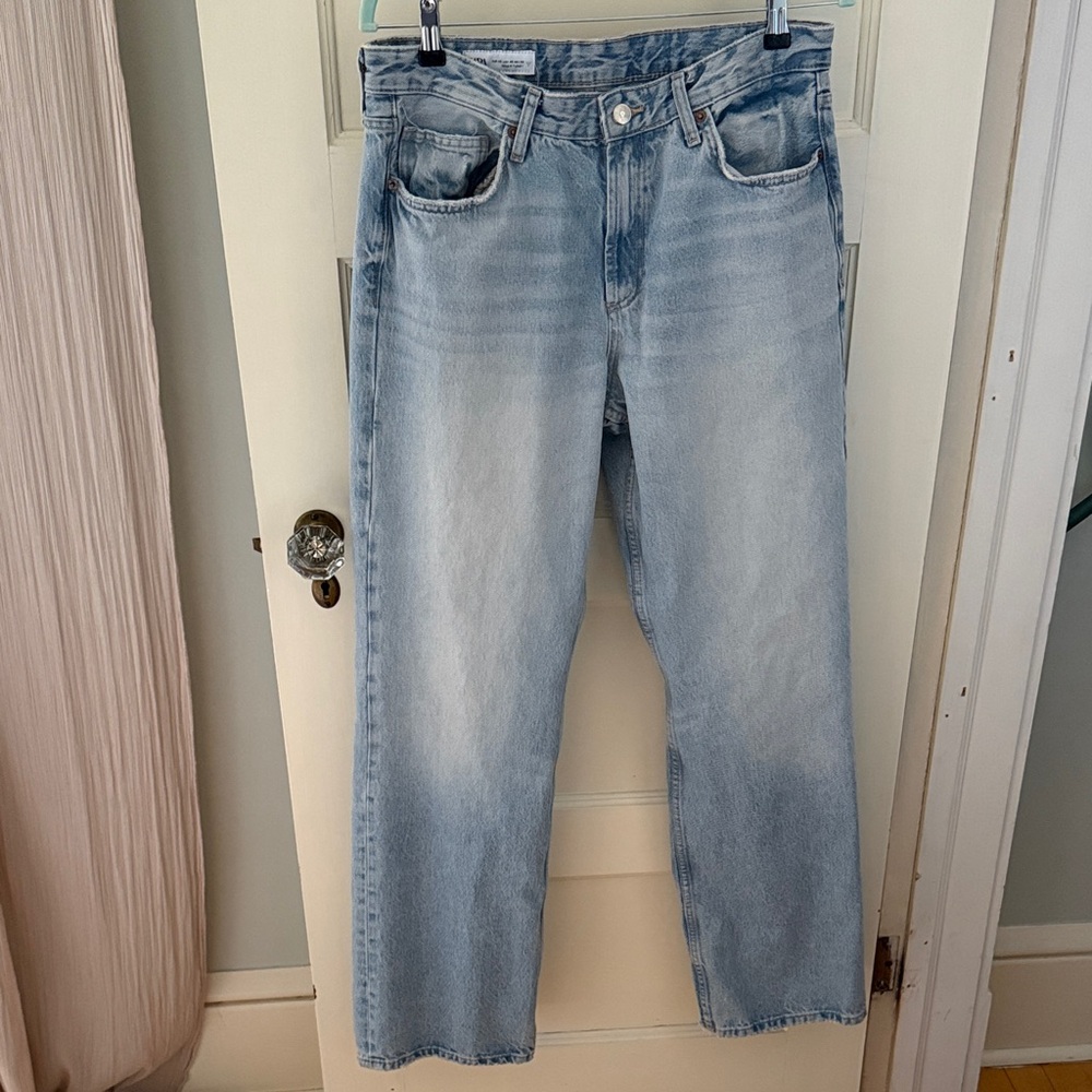 Zara women’s Light Blue wide leg straight Jeans